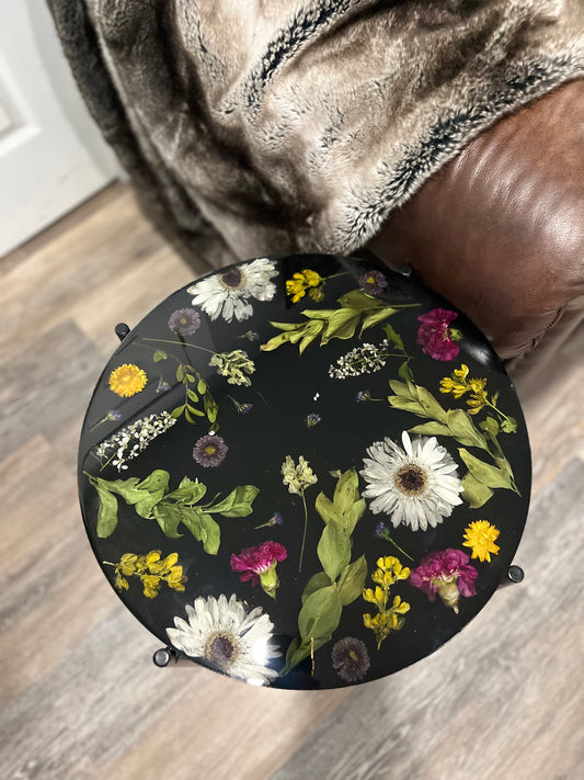 Epoxy resin flower tables