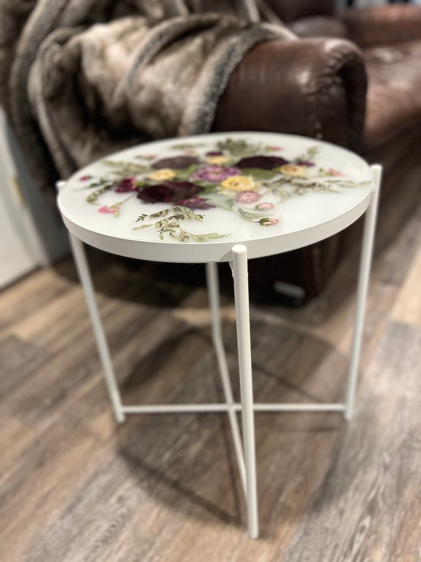 Epoxy resin flower tables