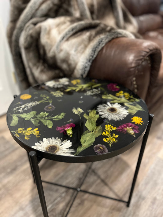Epoxy resin flower tables